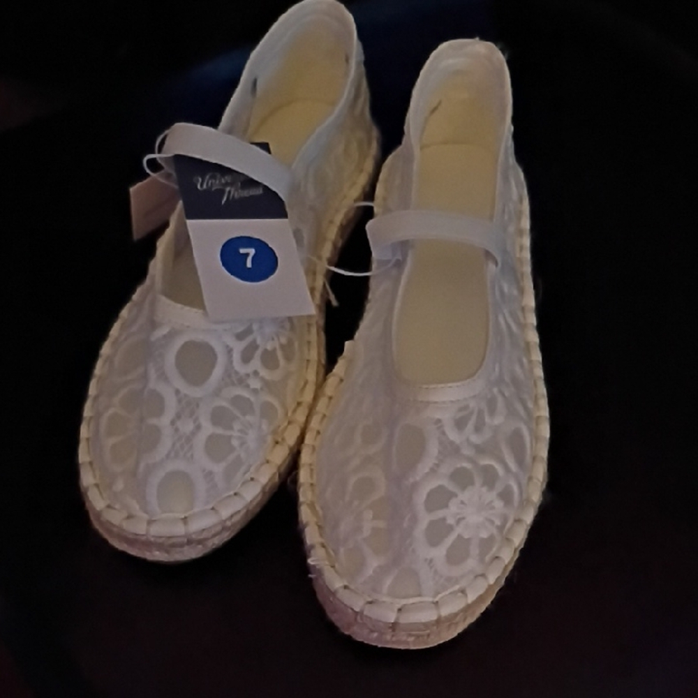 Universal Thread White Lace Flats - image 2